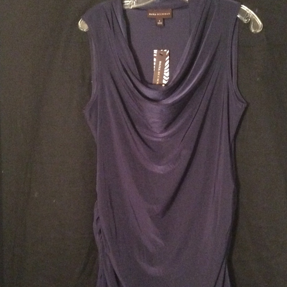 Dark blue scoop shell by Dana Bachman